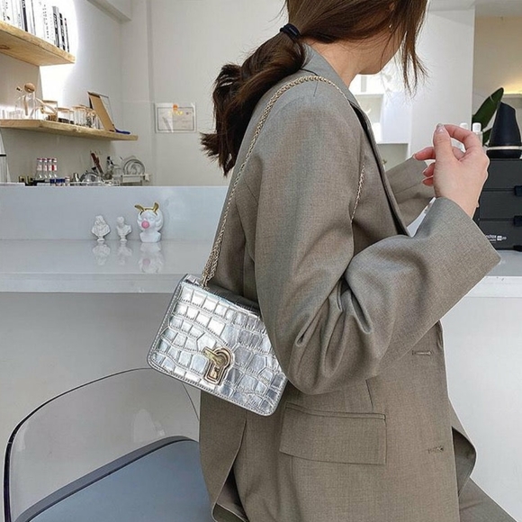 Silver Croc-Embossed Chain Bag Crossbody - Picture 3 of 4